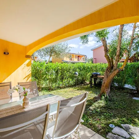 Emerald Private Compound Swimming Pool * SantʼAnna Arresi